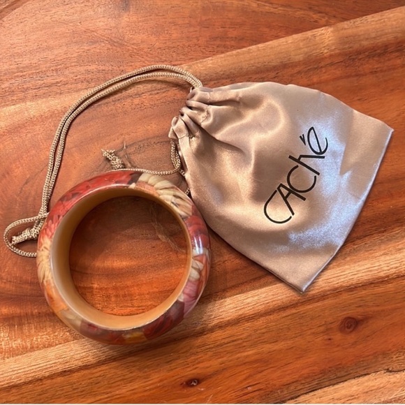 Cache Floral Bangle Bracelet - Picture 6 of 6